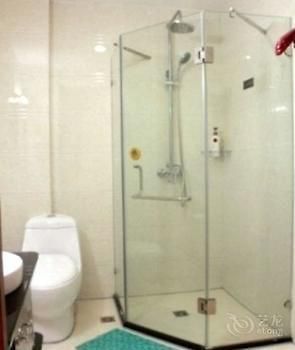 Hualian Business Hotel Thẩm Dương Ngoại thất bức ảnh